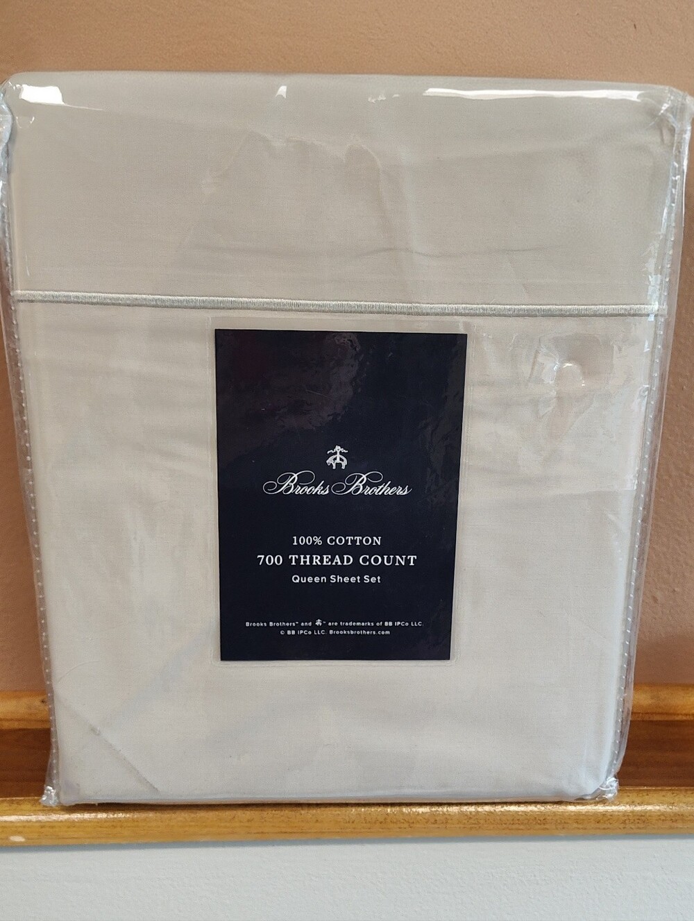 NWT! Brooks Brothers 100% Cotton Queen Size Sheet Set - 700 Thread Count - Beige